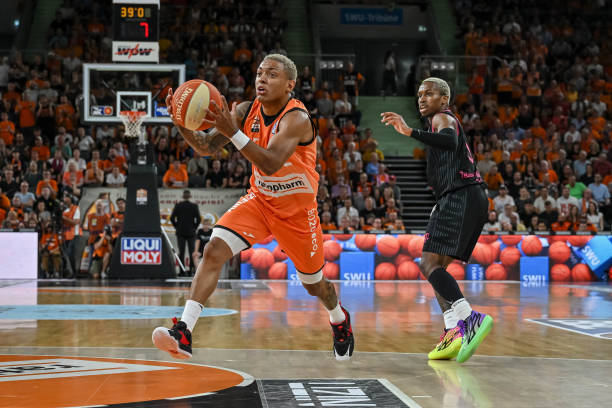 取得了四连 取得了四连