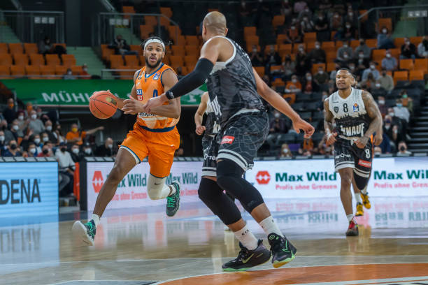 员能够像哈 员能够像哈